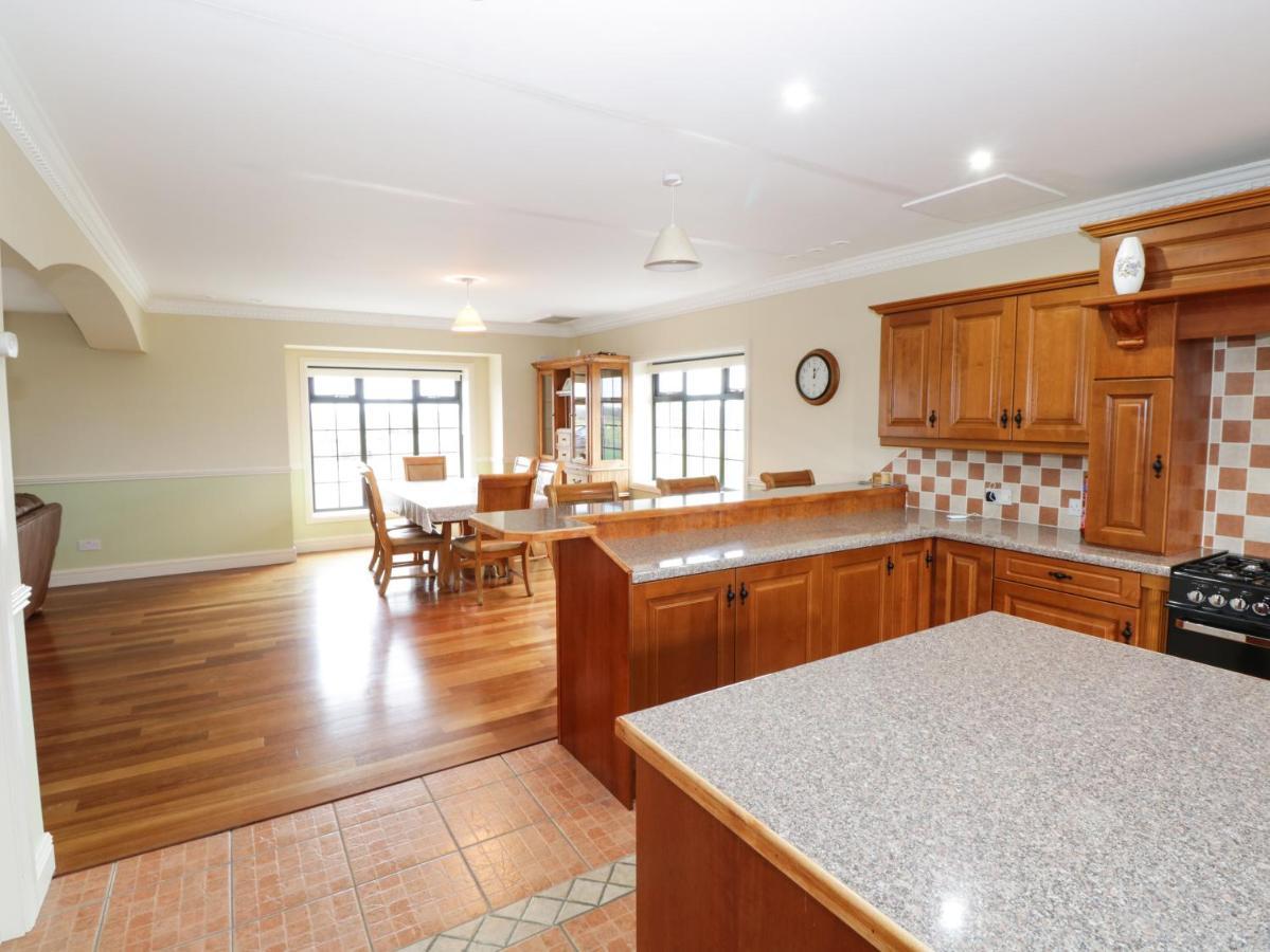 Cloonacastle Cottage Ballinrobe Exterior photo